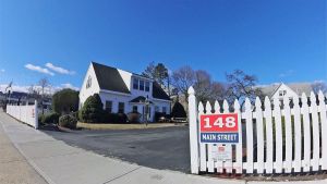 148-Main-St-01